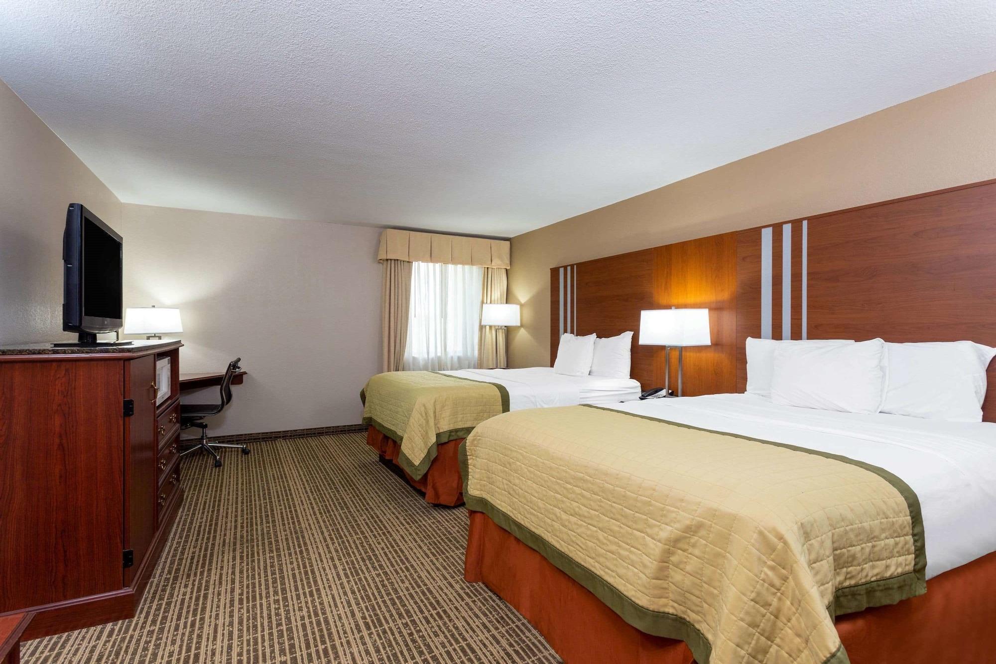 Baymont By Wyndham Elkhart Otel Dış mekan fotoğraf