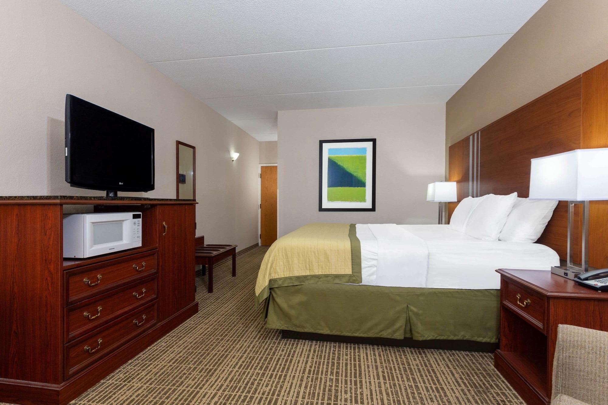 Baymont By Wyndham Elkhart Otel Dış mekan fotoğraf