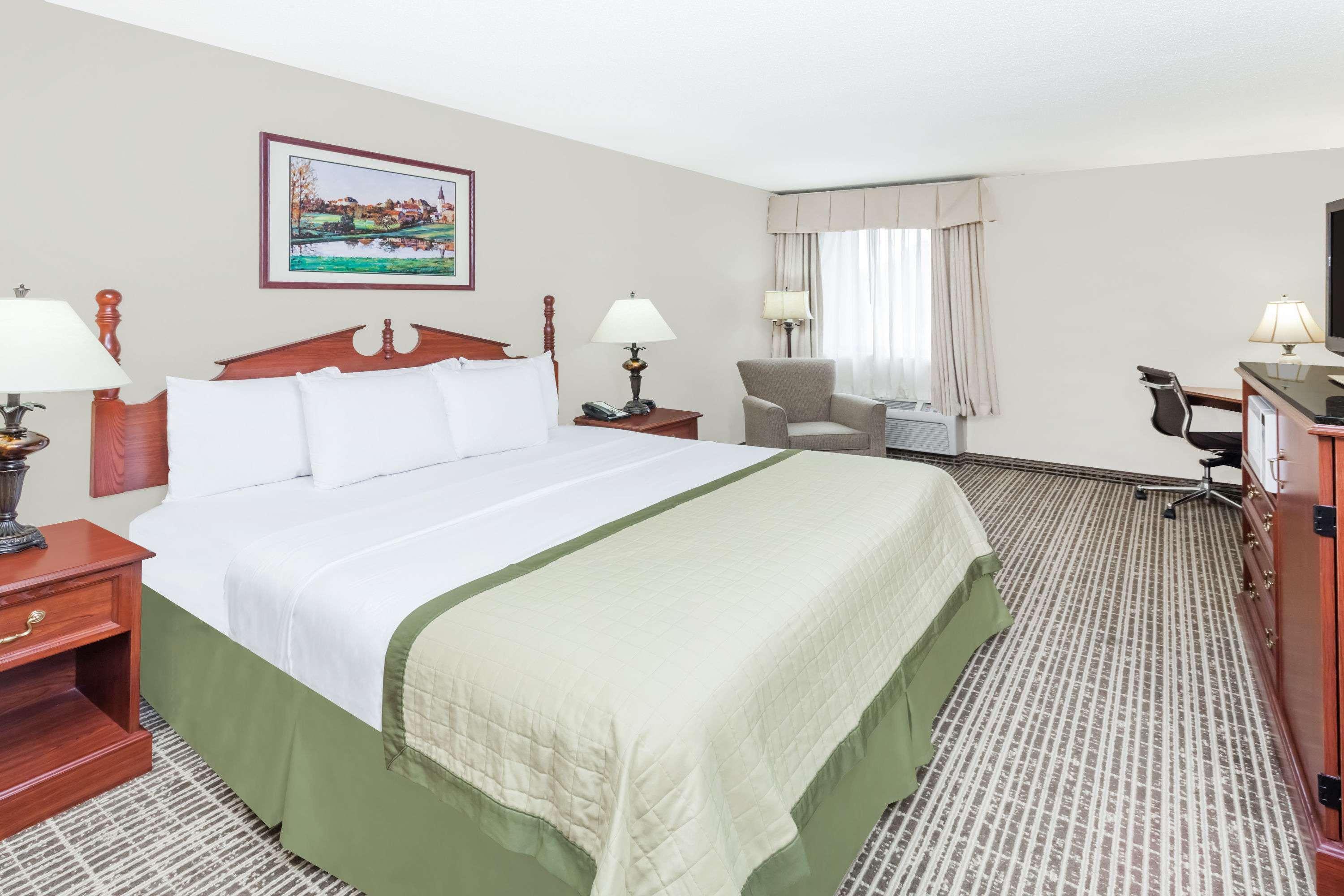Baymont By Wyndham Elkhart Otel Dış mekan fotoğraf